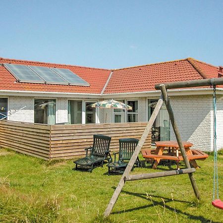 Nice Home In Blokhus With Sauna Exterior photo