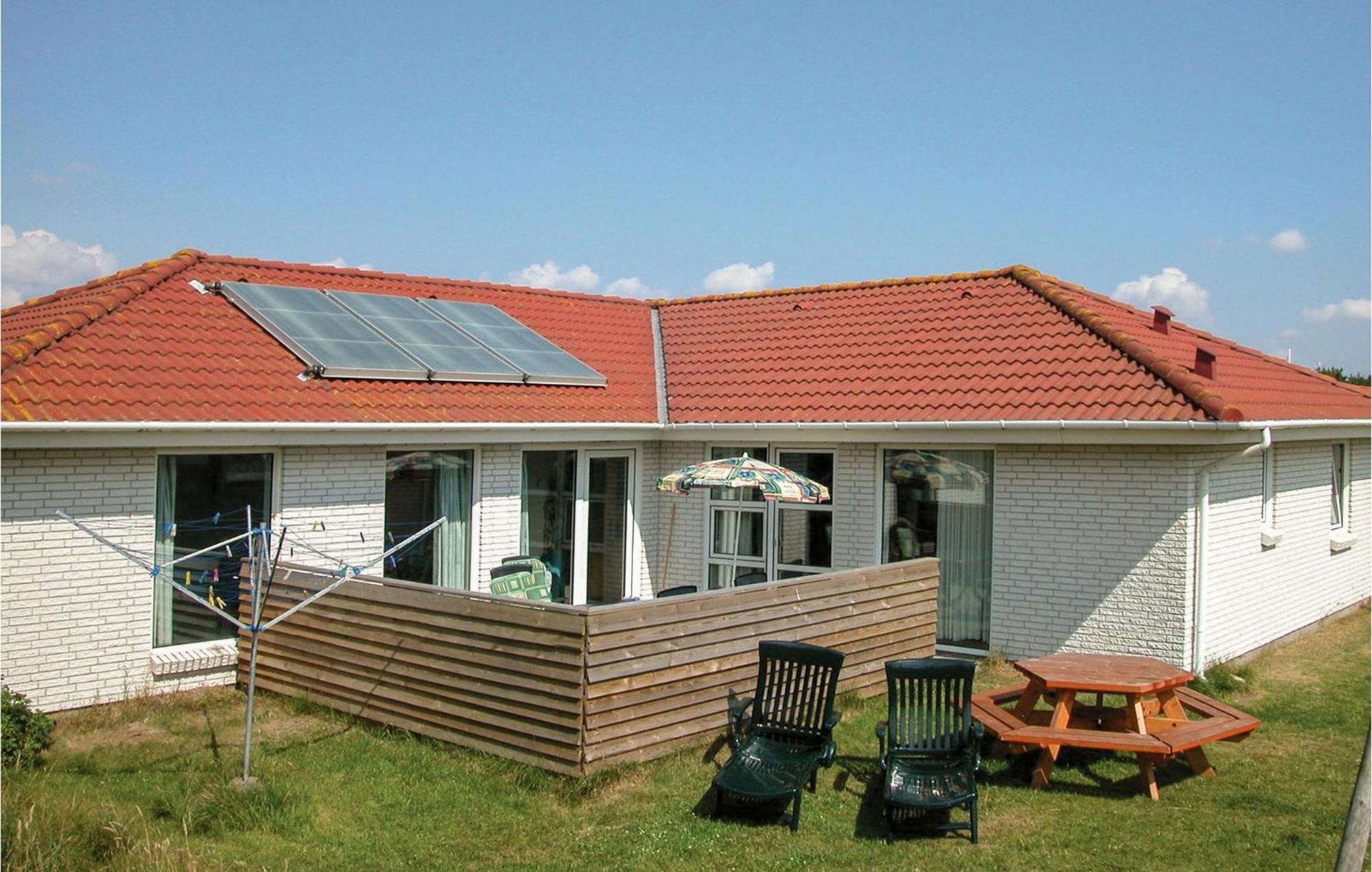 Nice Home In Blokhus With Sauna Exterior photo